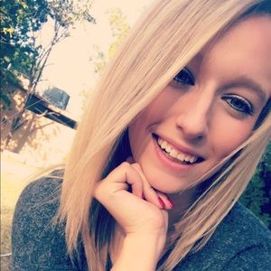 Meet your Posher, Leighton